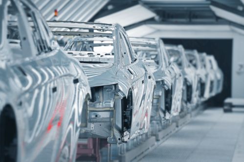 小鵬汽車年度毛利率首次轉(zhuǎn)正，營收近60億，押注智能化與云計(jì)算設(shè)備銷售厚積薄發(fā)